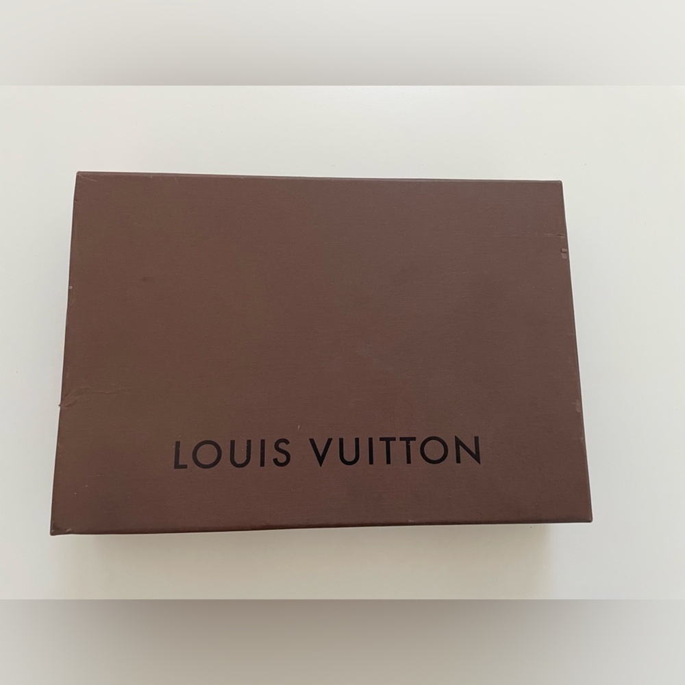 LOUIS VUITTON BROWN BOX 11.5” x 8”